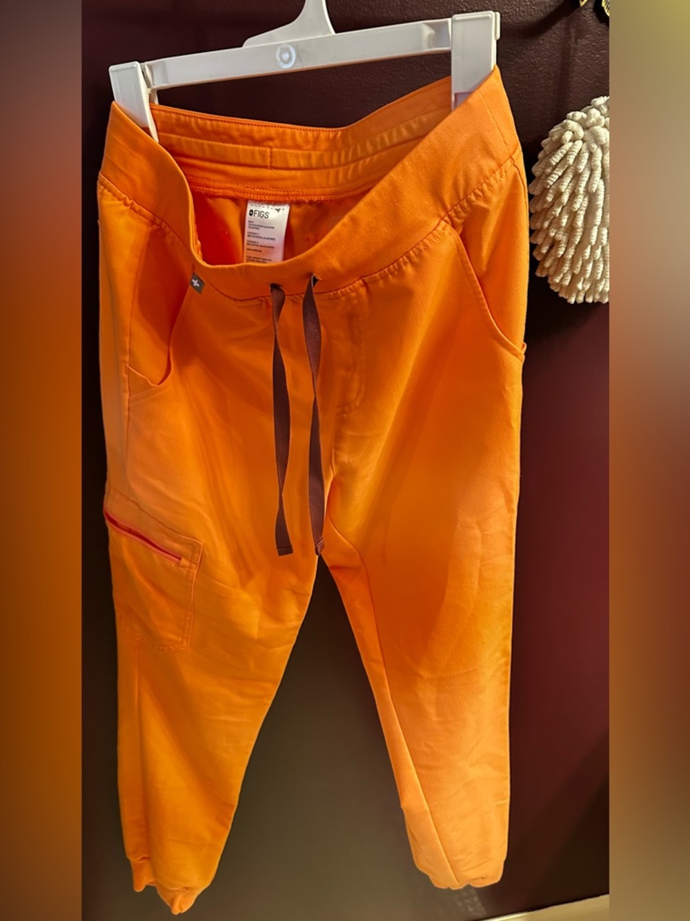 Figs Zamora Bright Orange Small Regular